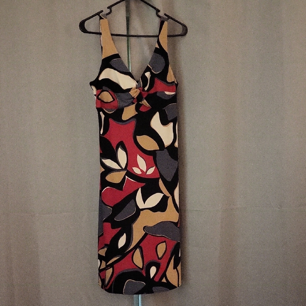 Black and White Plunge Neck Sheath Midi Dress